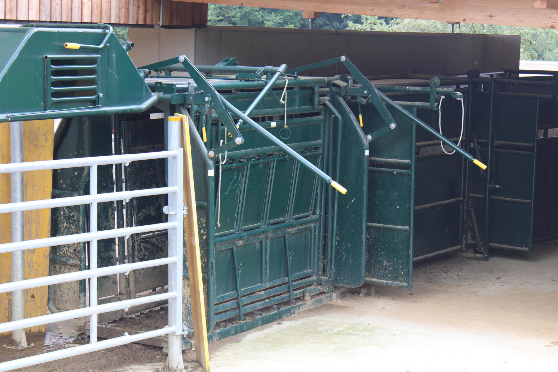 Stall der Tatanka Bisonzucht